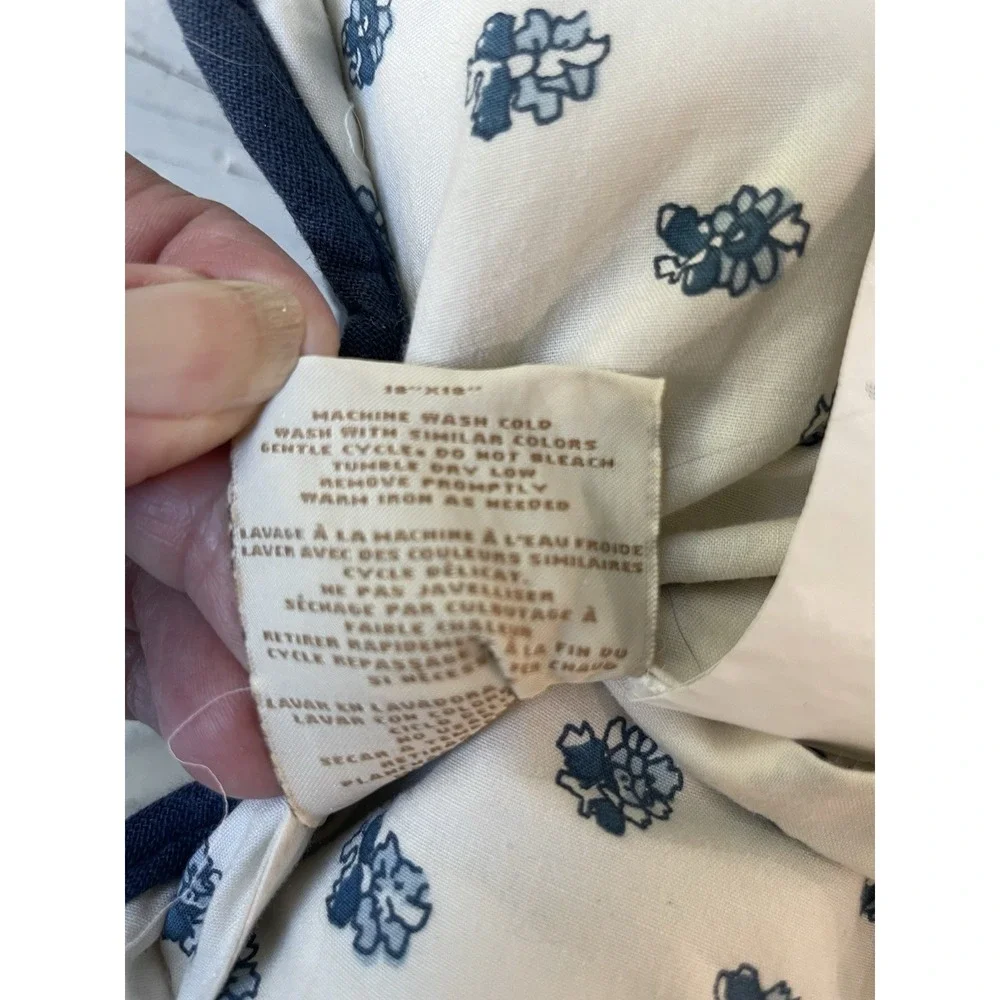 Ralph Lauren 18x18‎  Blue Scalloped Quilt Ticking Stripe Pillow w/Feather Insert